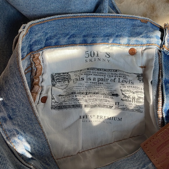 Levi’s Premium 501 Skinny Jeans - Light Wash - Picture 8 of 8